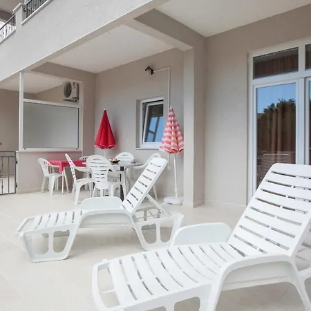 Luka - Meri Apartment *